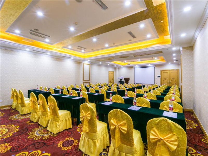 Vienna International Hotel Shanghai Pudong New International Exbition Central Buitenkant foto