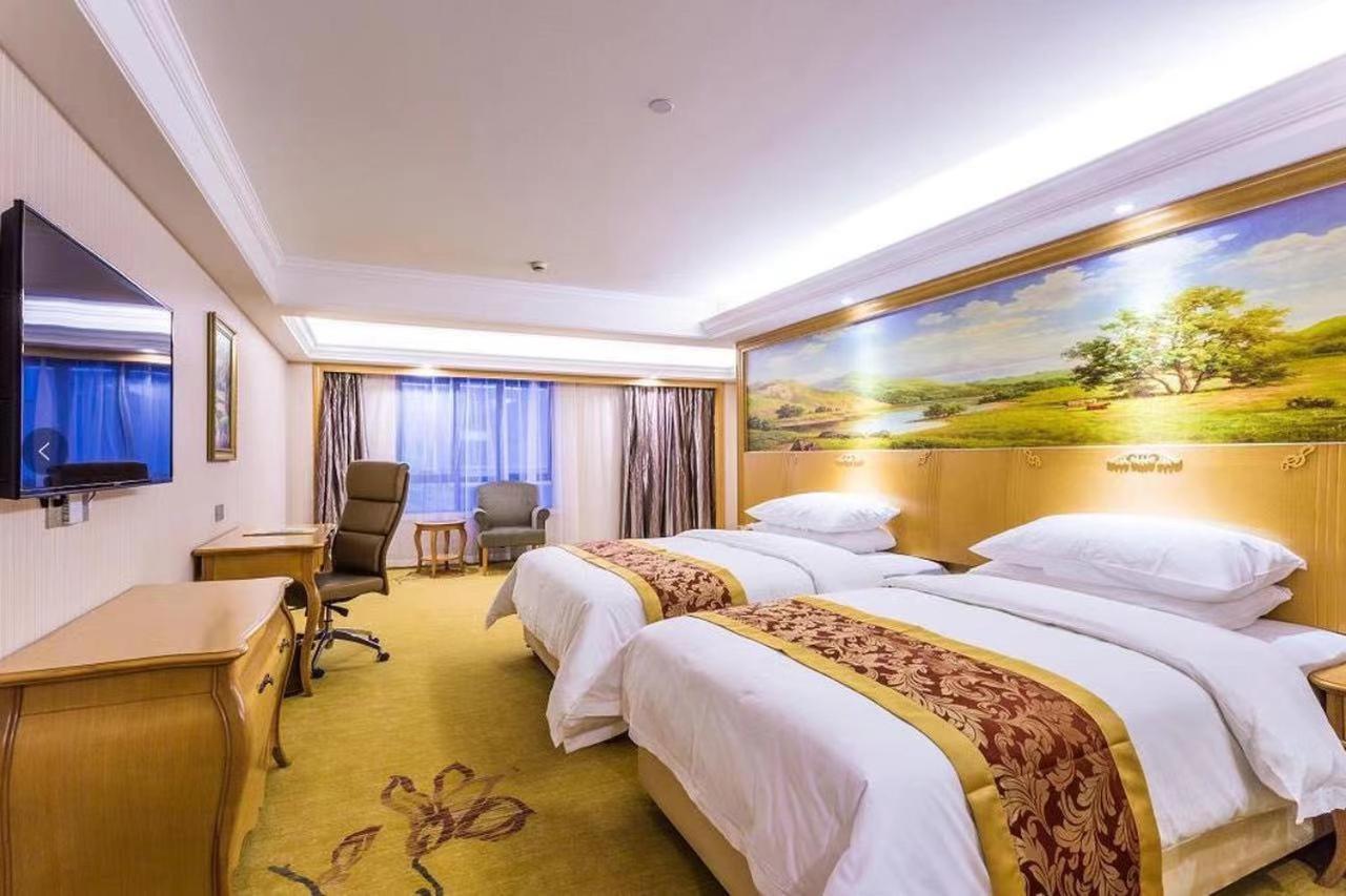 Vienna International Hotel Shanghai Pudong New International Exbition Central Buitenkant foto